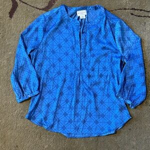 Liz Claiborne Casual Blue Geometric Shirt